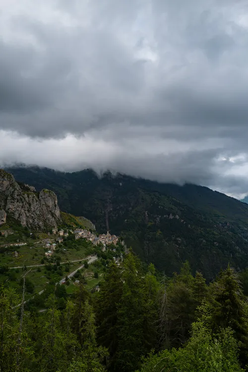 Late afternoon arrival in Roubion, perched village at 1300 metres above the Cians gorge, Alpes-Maritimes, Leica Q2