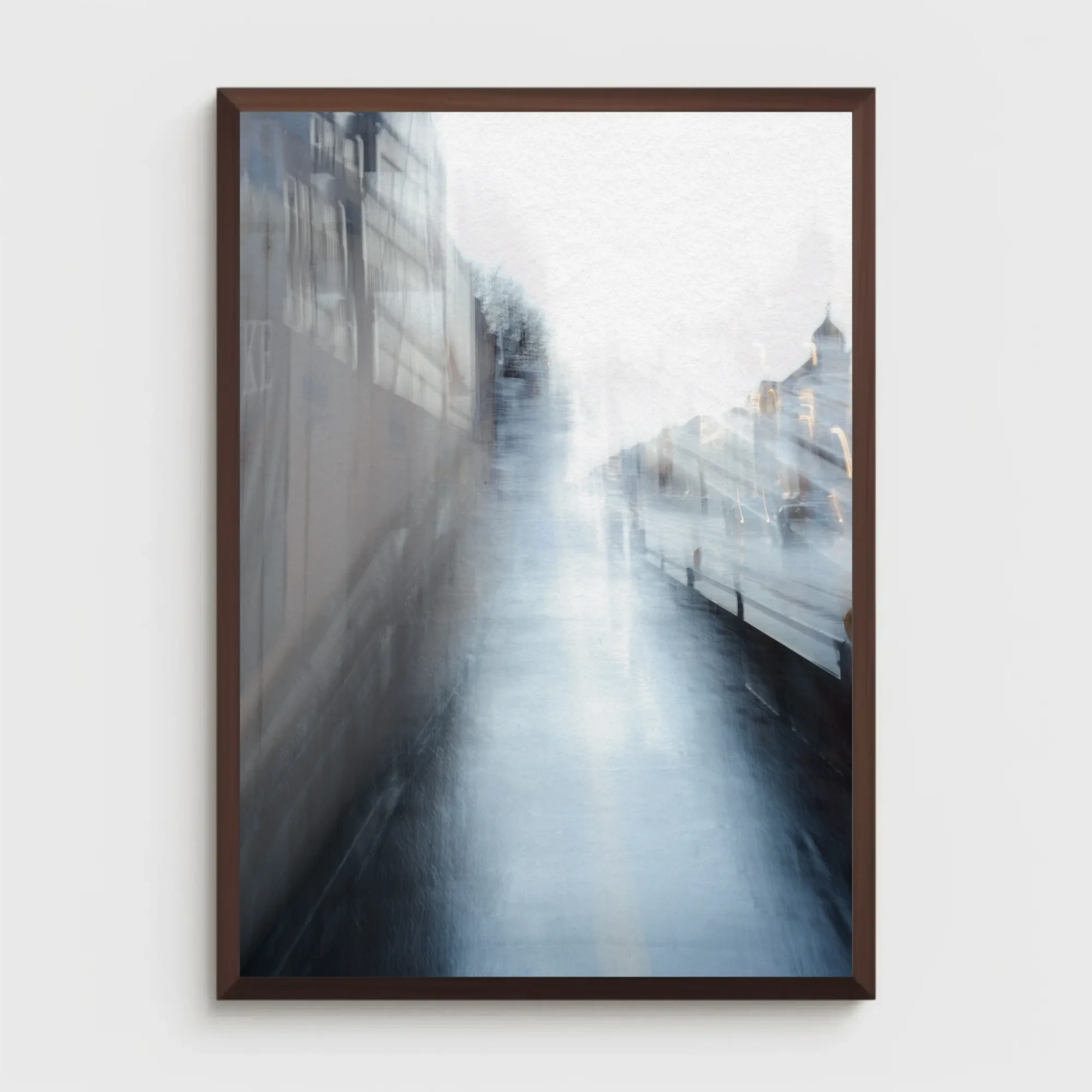 Regung II, abstract and painterly fine art photography print from Berlin, Germany in white, beige, and grey tones.