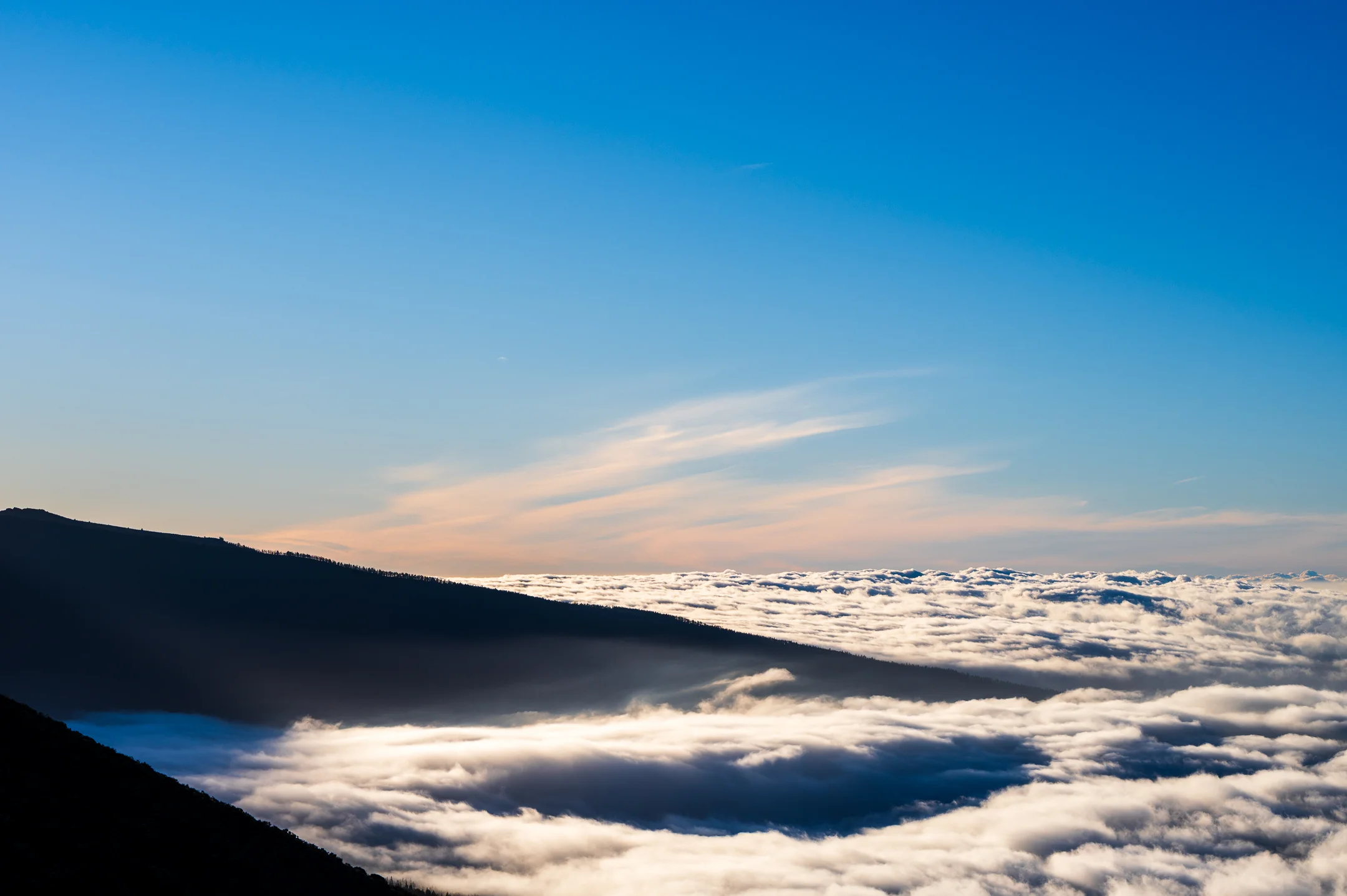 El Teide I — minimalist landscape fine art print of Tenerife by Markus H. Green
